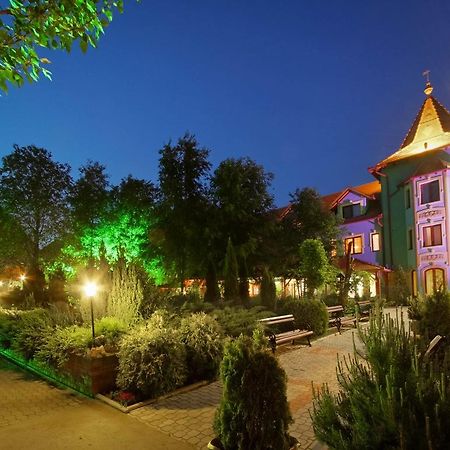 Vinski Dvor Palic Exterior photo